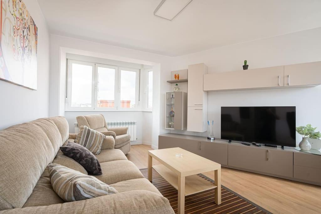 Myhousespain - Moderno Piso Frente Al Mar ヒホン エクステリア 写真
