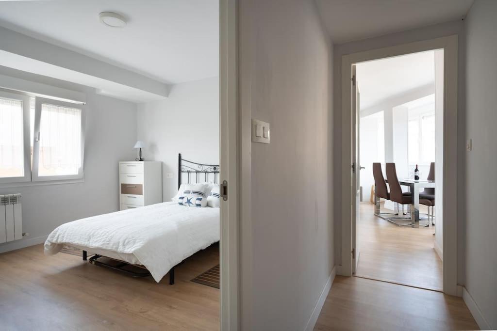 Myhousespain - Moderno Piso Frente Al Mar ヒホン エクステリア 写真